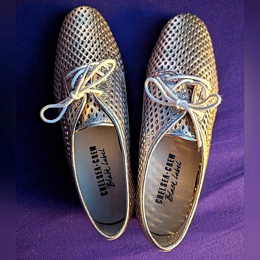 Chelsea Crew Gold Perforated Loafer - Picture 2 of 4